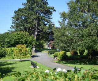 Beautiful Stranmillis College gardens