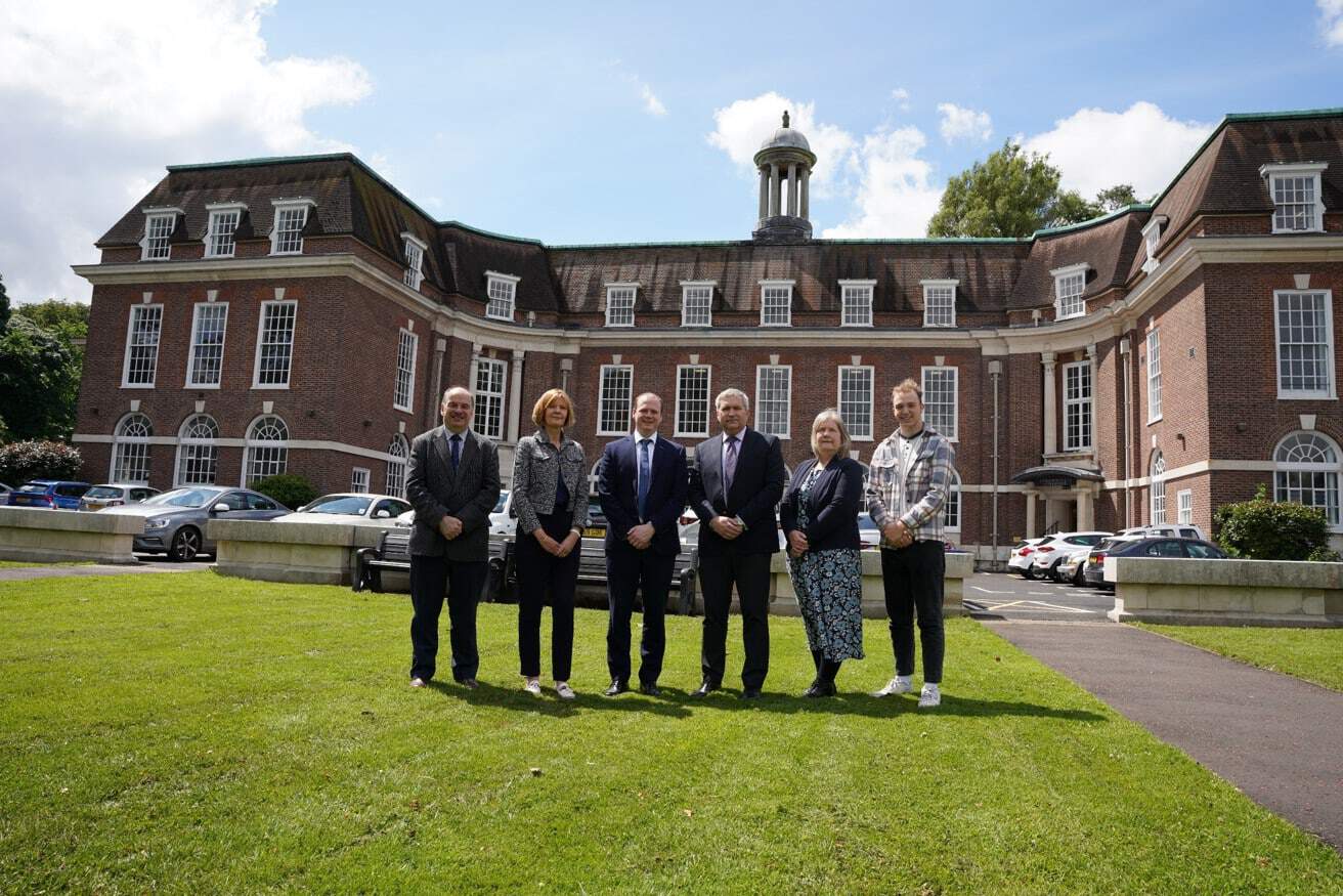 Minister for the Economy Visits Stranmillis